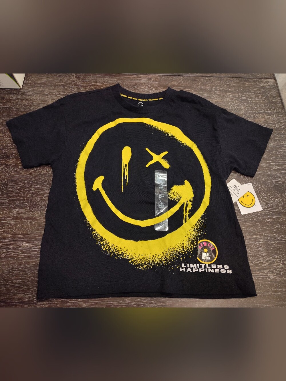 Smiley World T Shirt S(8) Black Graffiti Short Sleeve NWT